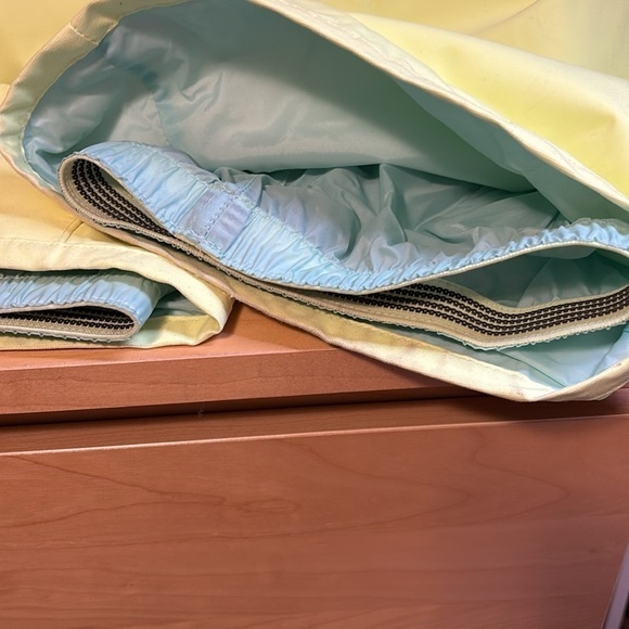 The Northface Neon Snowpants - Picture 9 of 11